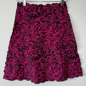 Haystacks Deep Pink and Black Paisley Scalloped A-Line Skirt‎ Size XS